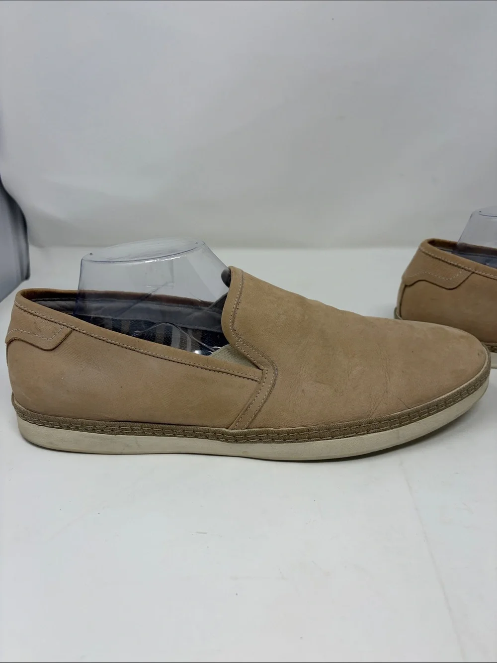 Donald J. Pliner Tan Suede Slip-On Casual Sneakers Men’s Size 9.5